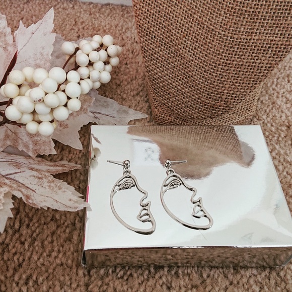 ❤Top-rated❤Picasso Face Earrings - Picture 5 of 8